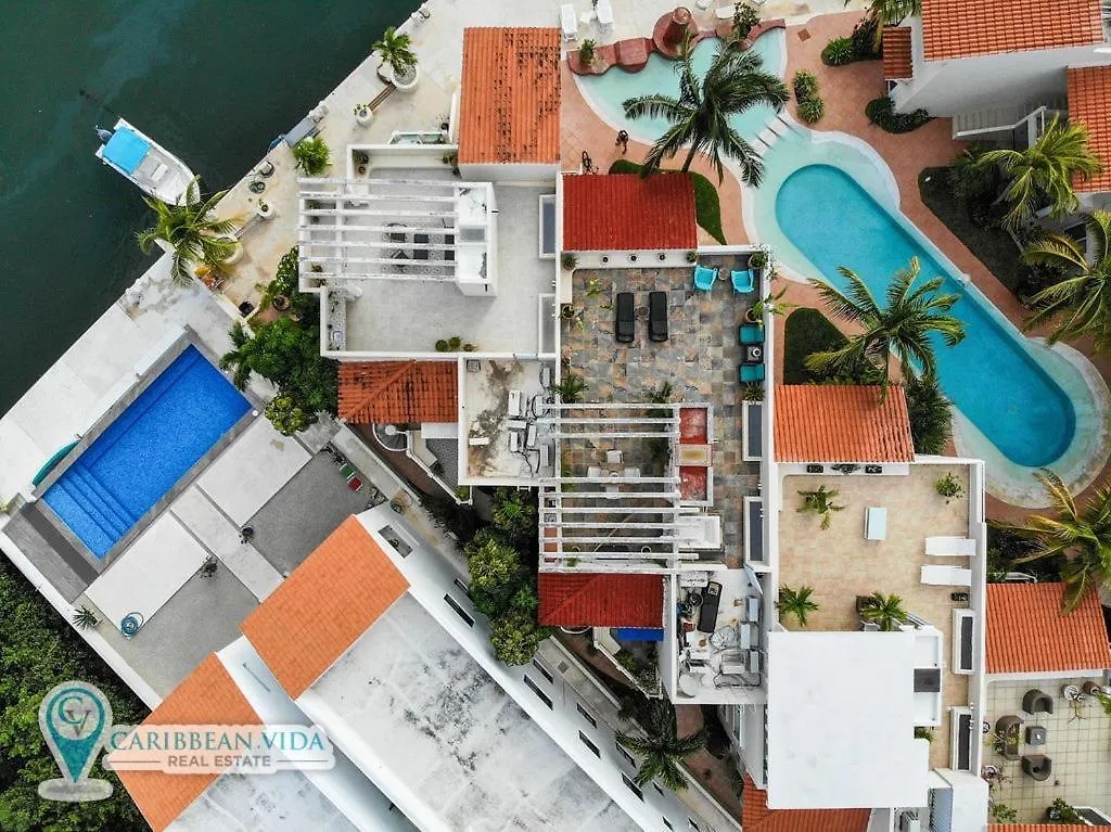 Apartment Stunning Large Remodeled Penthouse-Big Canal Views Puerto Aventuras