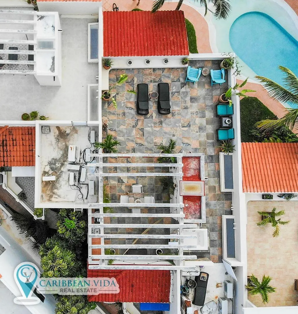Stunning Large Remodeled Penthouse-Big Canal Views Puerto Aventuras Mexico