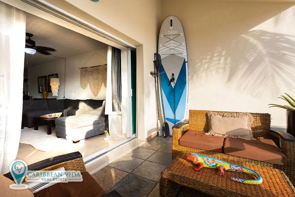 Stunning Large Remodeled Penthouse-Big Canal Views Puerto Aventuras Apartment